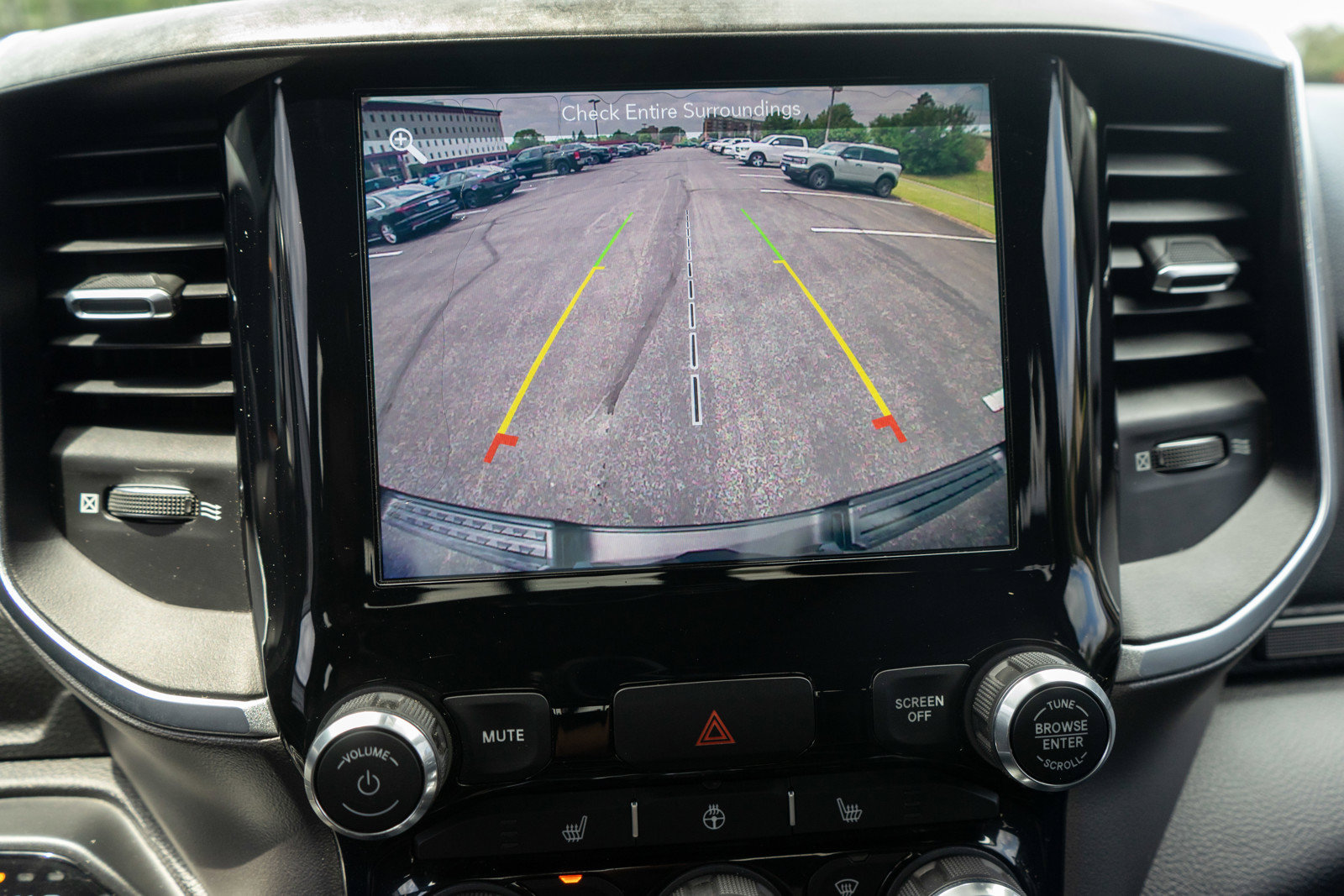 Used 2019 RAM 1500 Big Horn AWD/4WD image 20