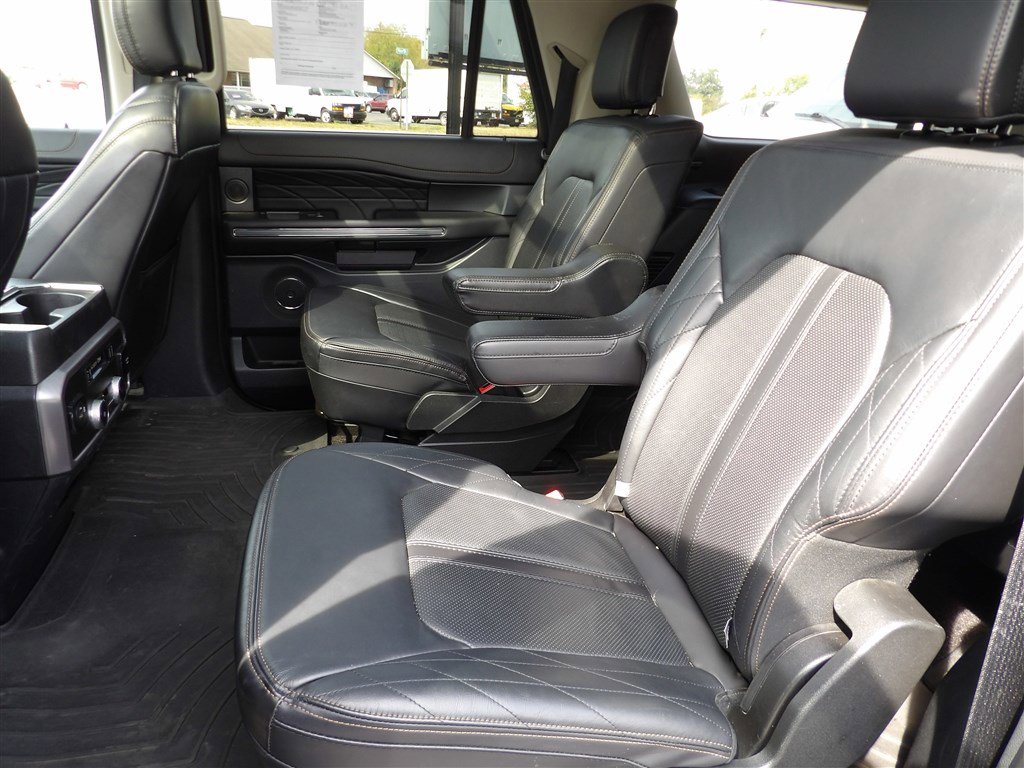 Used 2021 Ford Expedition Max Platinum image 16