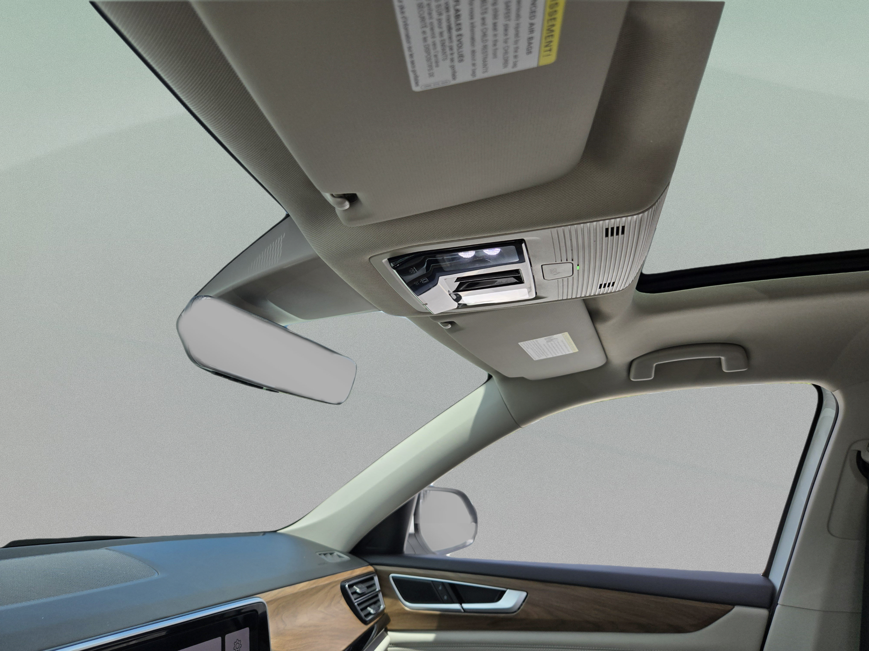 Used 2024 Volkswagen Atlas SE w/ Panoramic Sunroof Package AWD/4WD image 14