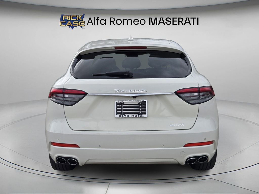 Used 2023 Maserati Levante GT image 5