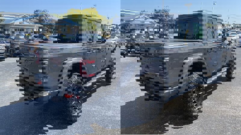 Used 2021 Jeep Gladiator Mojave image 3