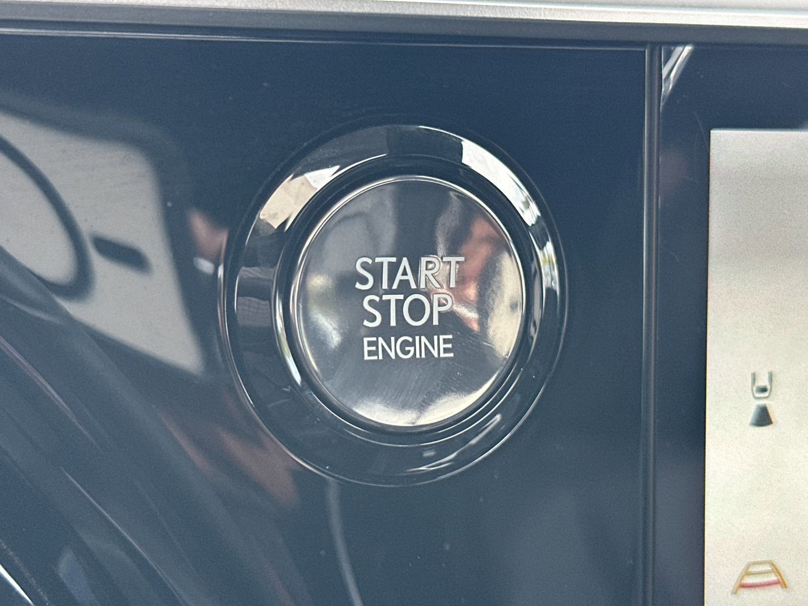 Used 2025 Lexus RX 350 Premium w/ Convenience Package FWD image 26