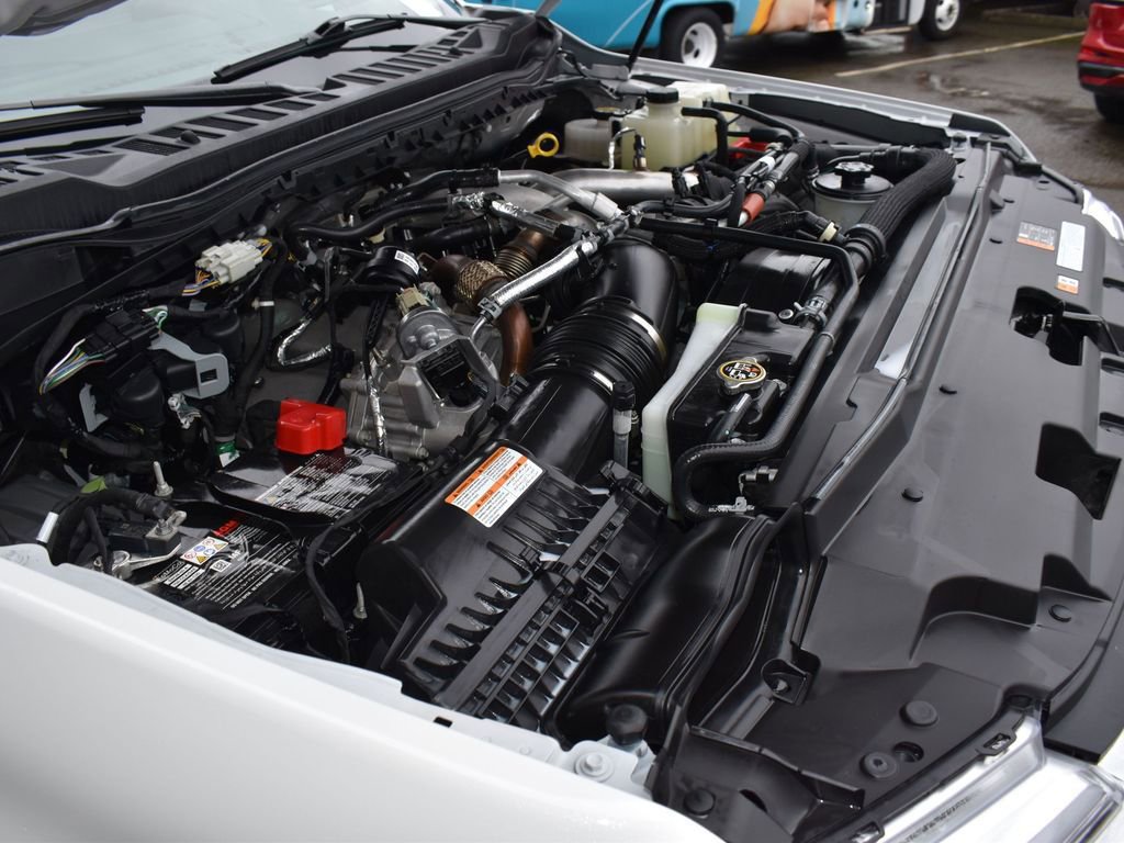Used 2024 Ford F350 Platinum w/ FX4 Off-Road Package image 48