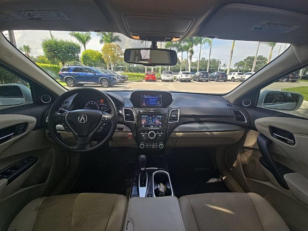 Used 2017 Acura RDX w/ Technology Package FWD image 32