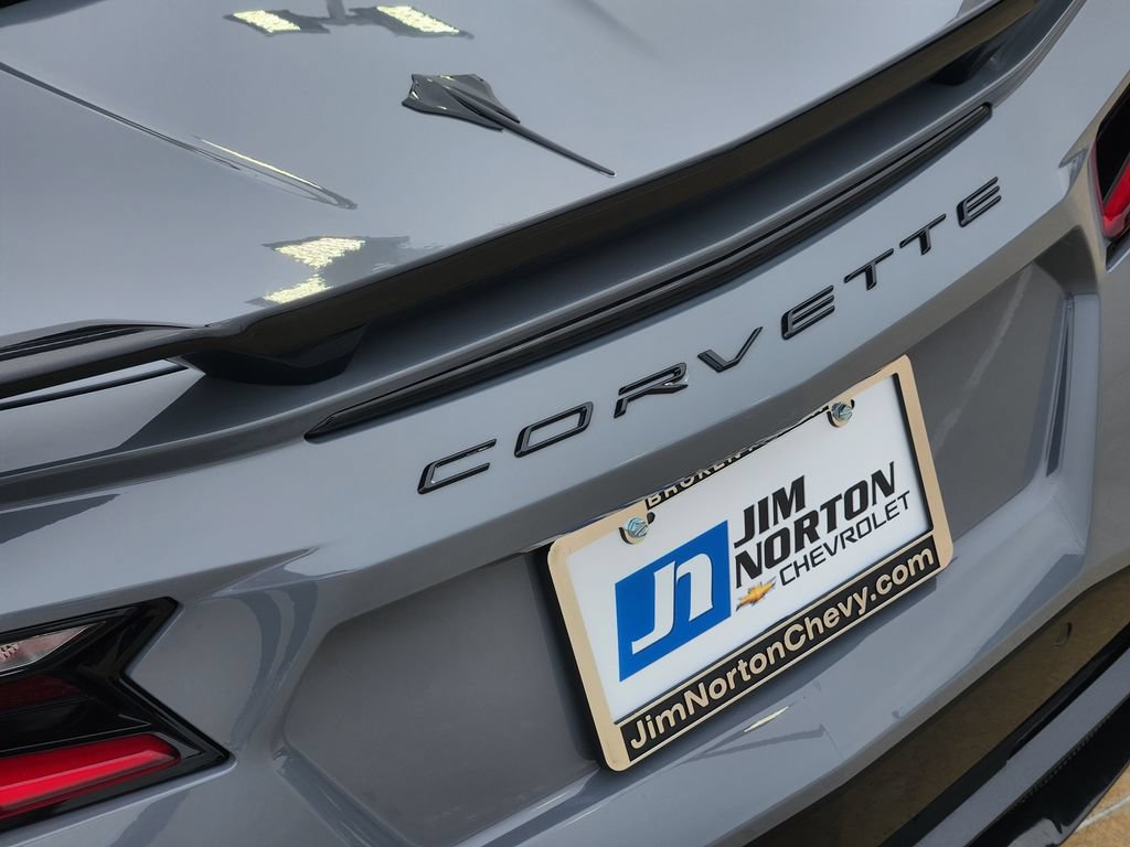Used 2024 Chevrolet Corvette Stingray Preferred Conv w/ Z51 Performance Package RWD image 11