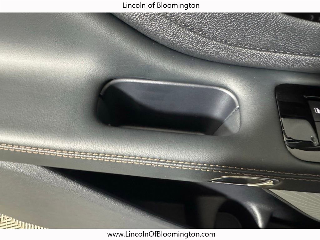 New 2026 Lincoln Aviator Reserve AWD/4WD image 45