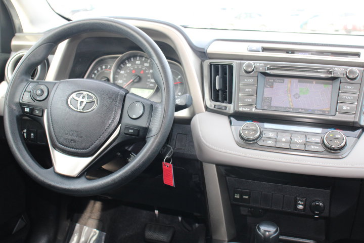 Used 2015 Toyota RAV4 XLE image 22