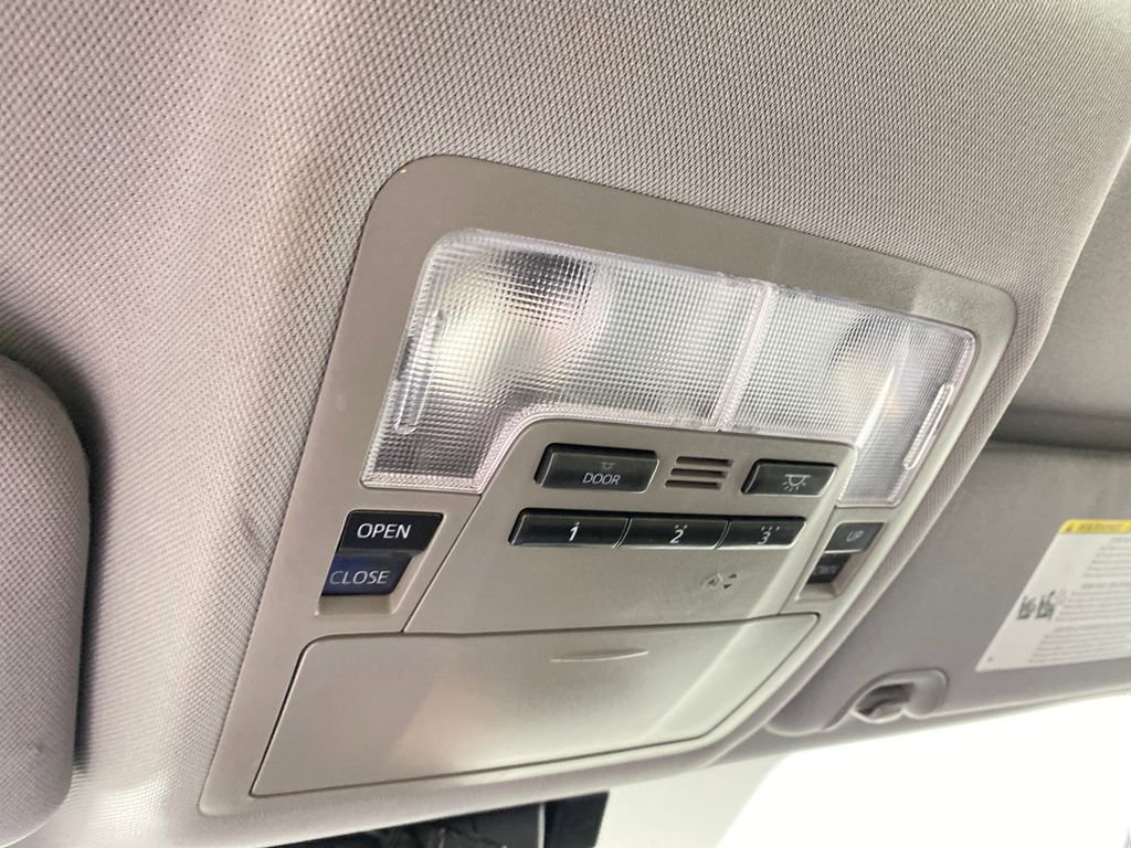 Certified 2019 Toyota Highlander Limited image 27