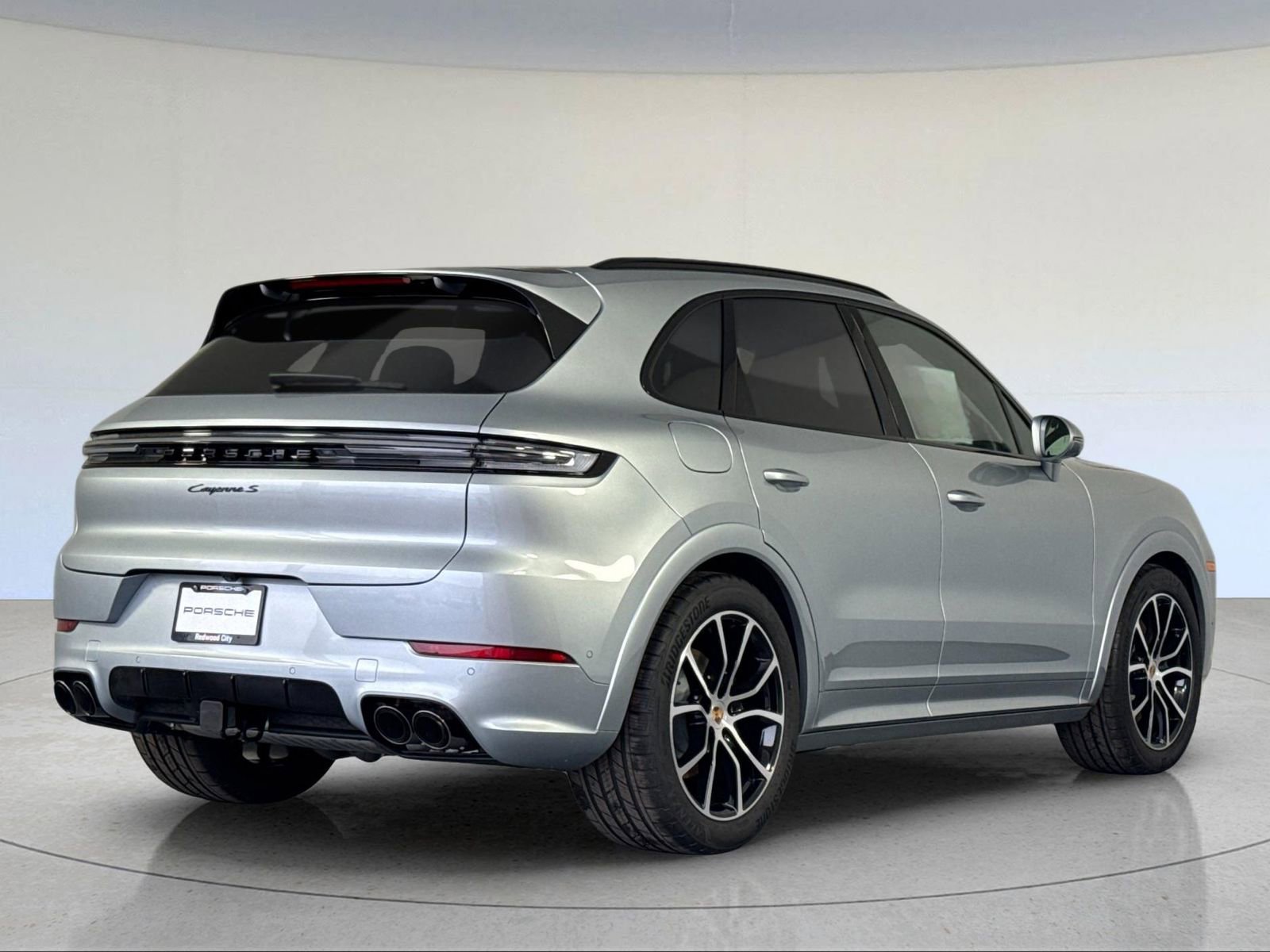 New 2026 Porsche Cayenne S image 8