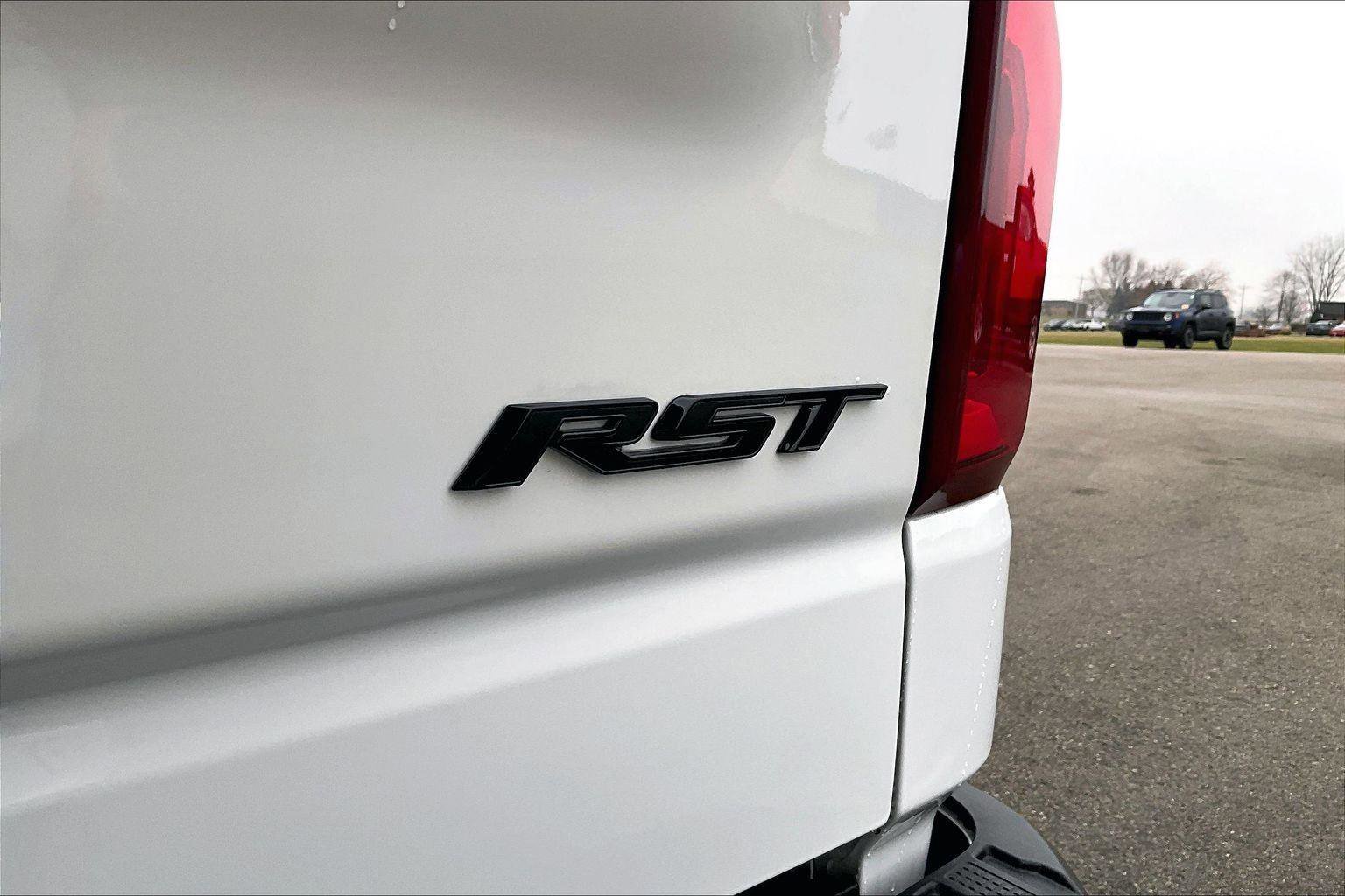 New 2026 Chevrolet Silverado 1500 RST image 8