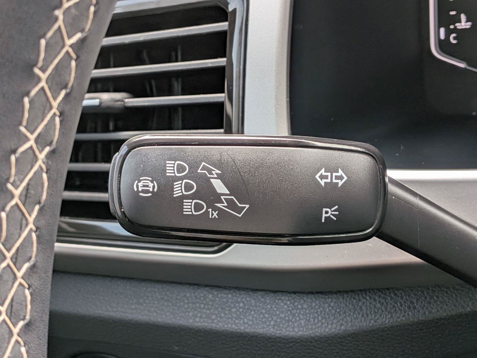 Used 2023 Volkswagen Atlas SEL AWD/4WD image 38