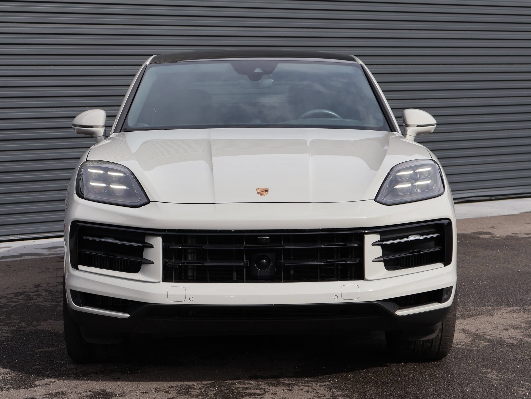 Certified 2025 Porsche Cayenne Coupe AWD/4WD image 7