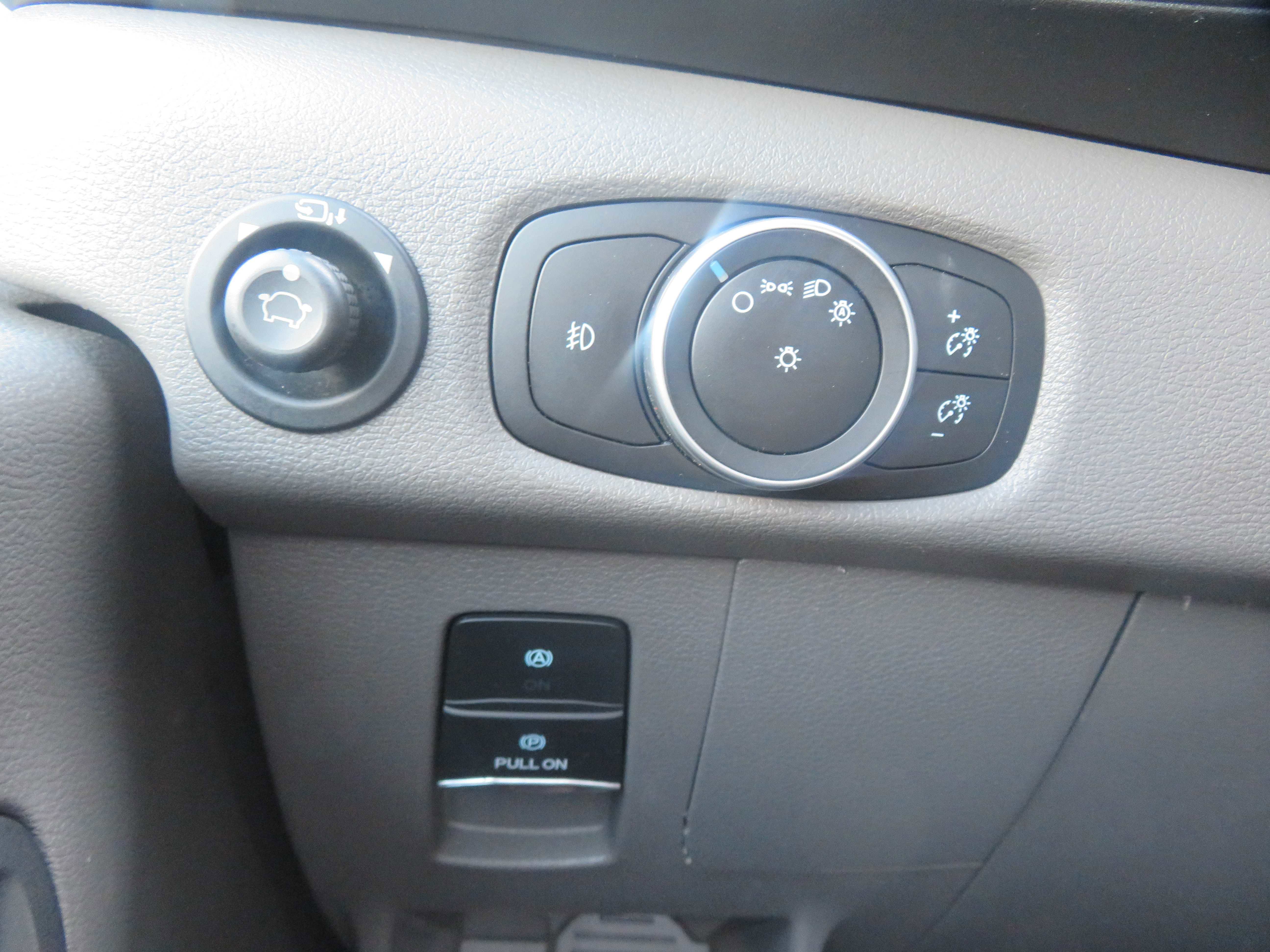 Used 2021 Ford Transit 350 XLT image 41