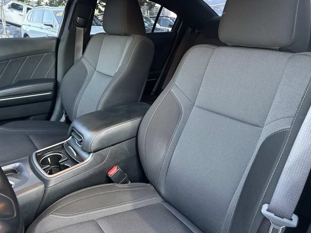 Used 2020 Dodge Charger SXT RWD image 19