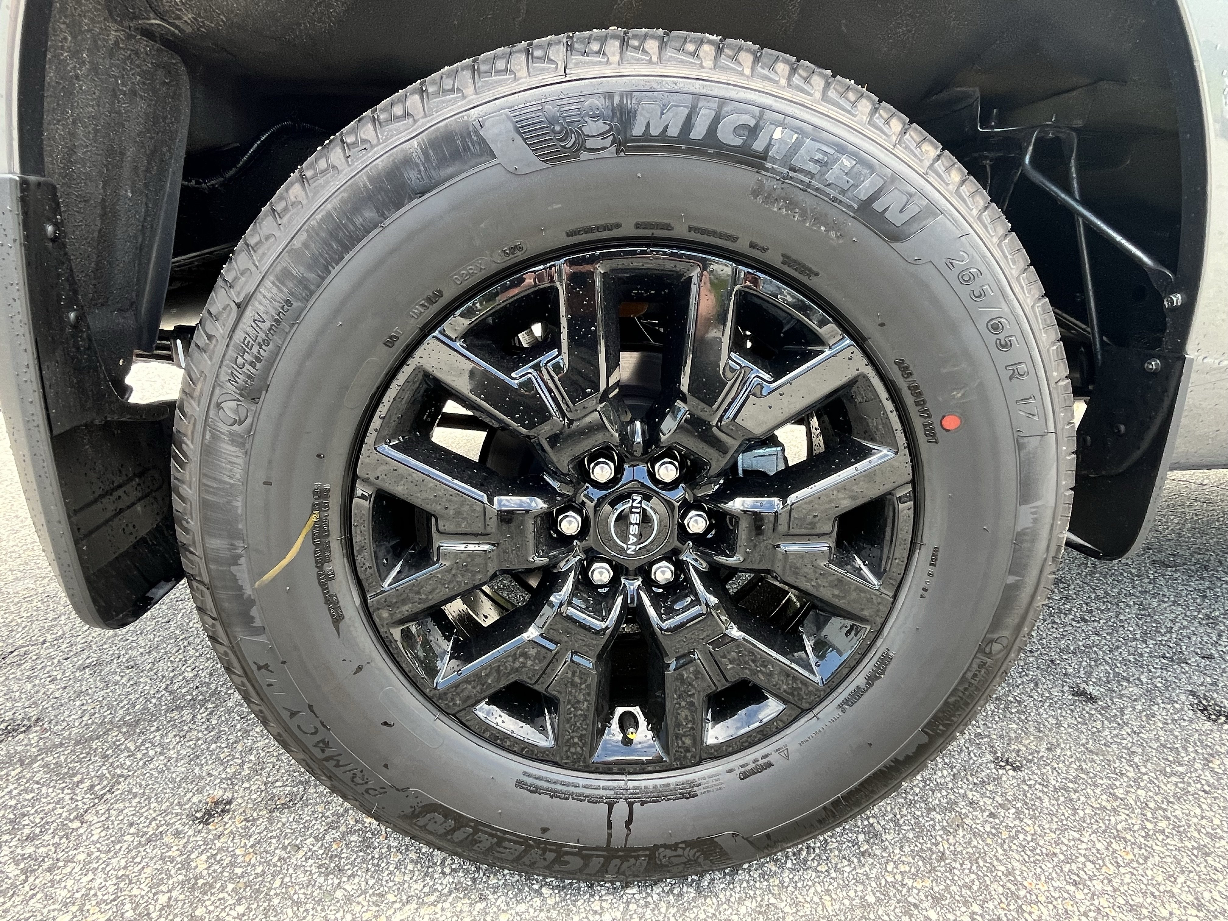 New 2026 Nissan Frontier SV w/ Tow Package AWD/4WD image 10