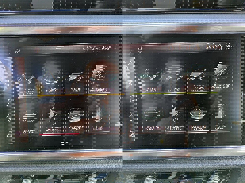 New 2025 Audi Q3 2.0T Premium image 22