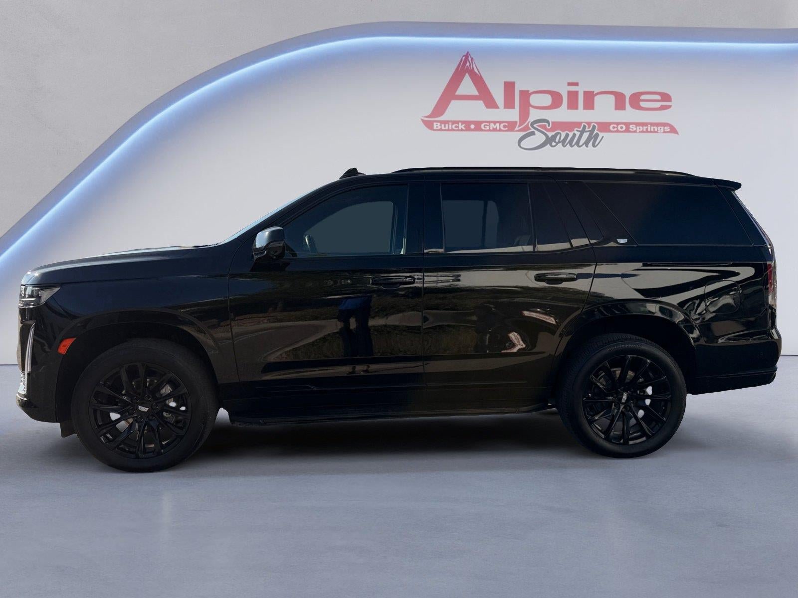 Used 2024 Cadillac Escalade Sport w/ LPO, ONYX Package AWD/4WD image 2