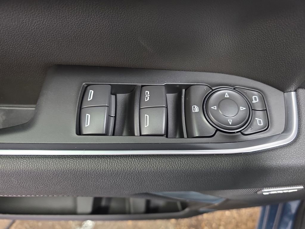 New 2026 GMC Sierra 1500 Elevation image 28