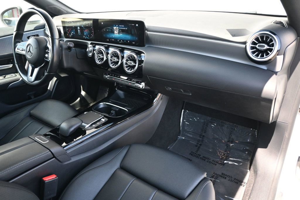 Used 2021 Mercedes-Benz A 220 image 10