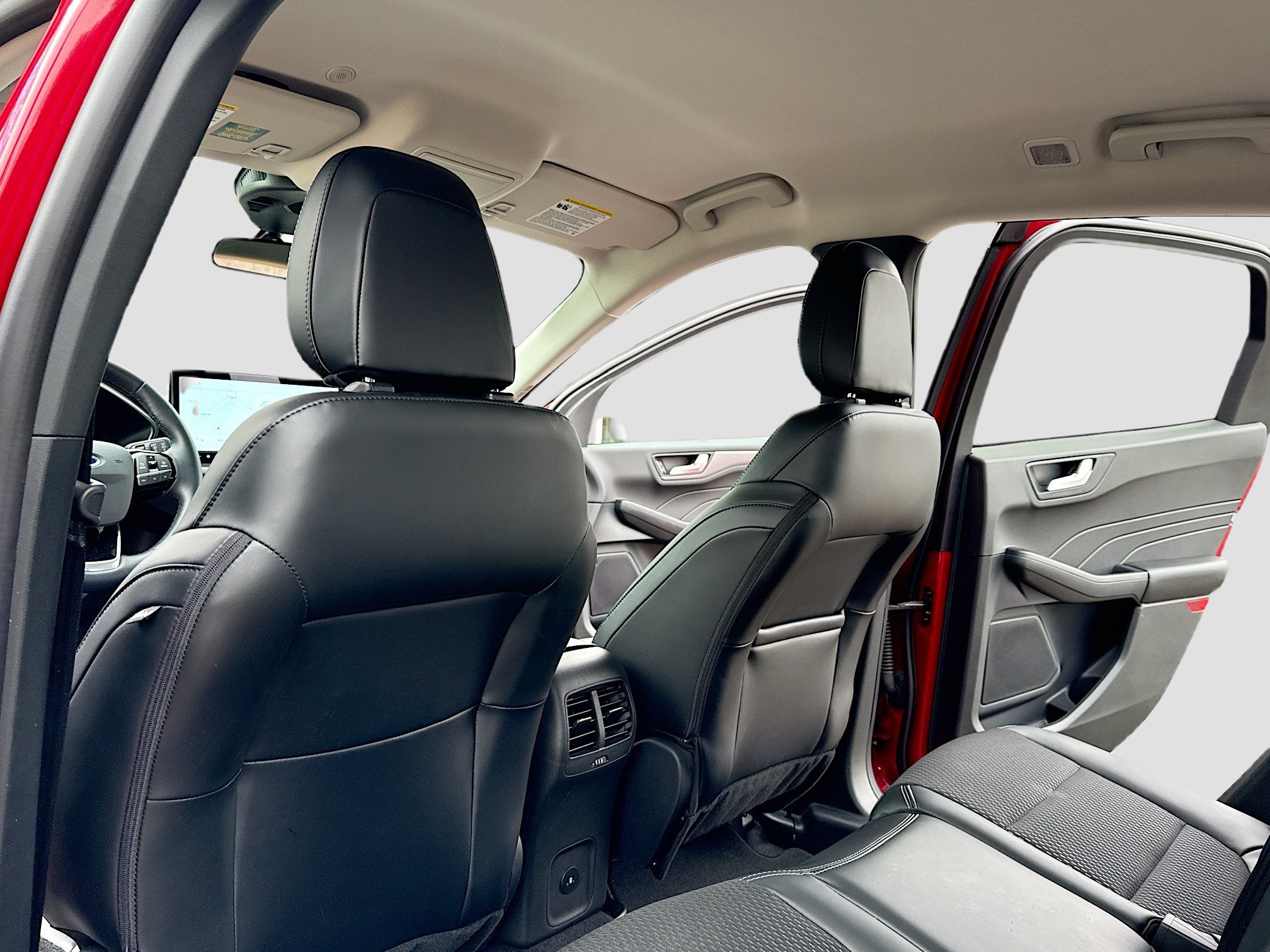 New 2025 Ford Escape SE FWD image 6