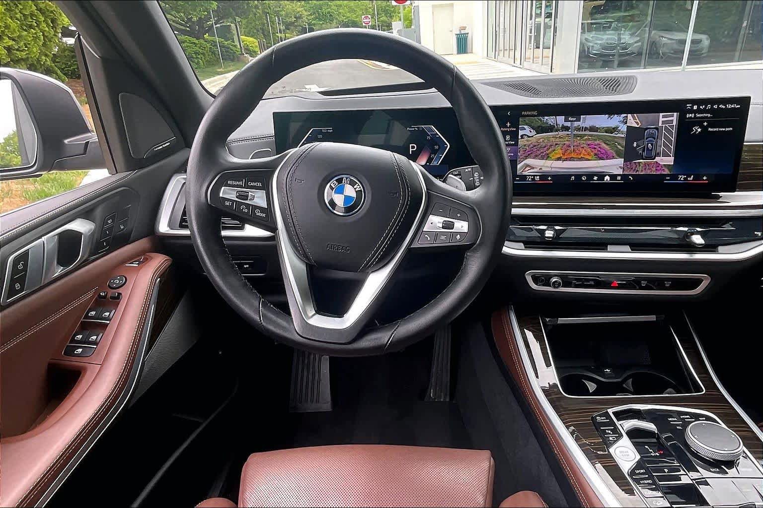 Used 2025 BMW X5 xDrive50e w/ Climate Comfort Package AWD/4WD image 5
