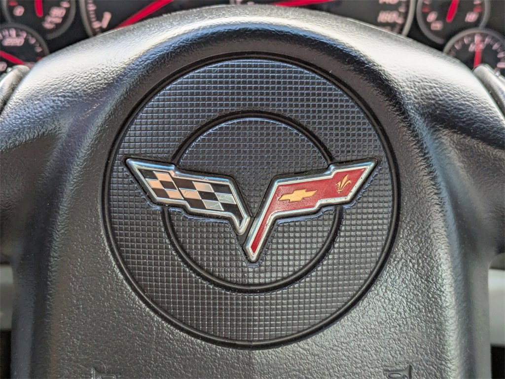 Used 2005 Chevrolet Corvette Coupe w/ Preferred Equipment Group image 18