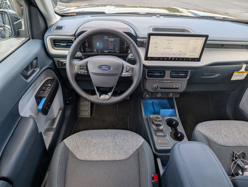 New 2025 Ford Maverick XLT w/ XLT Luxury Package FWD image 8