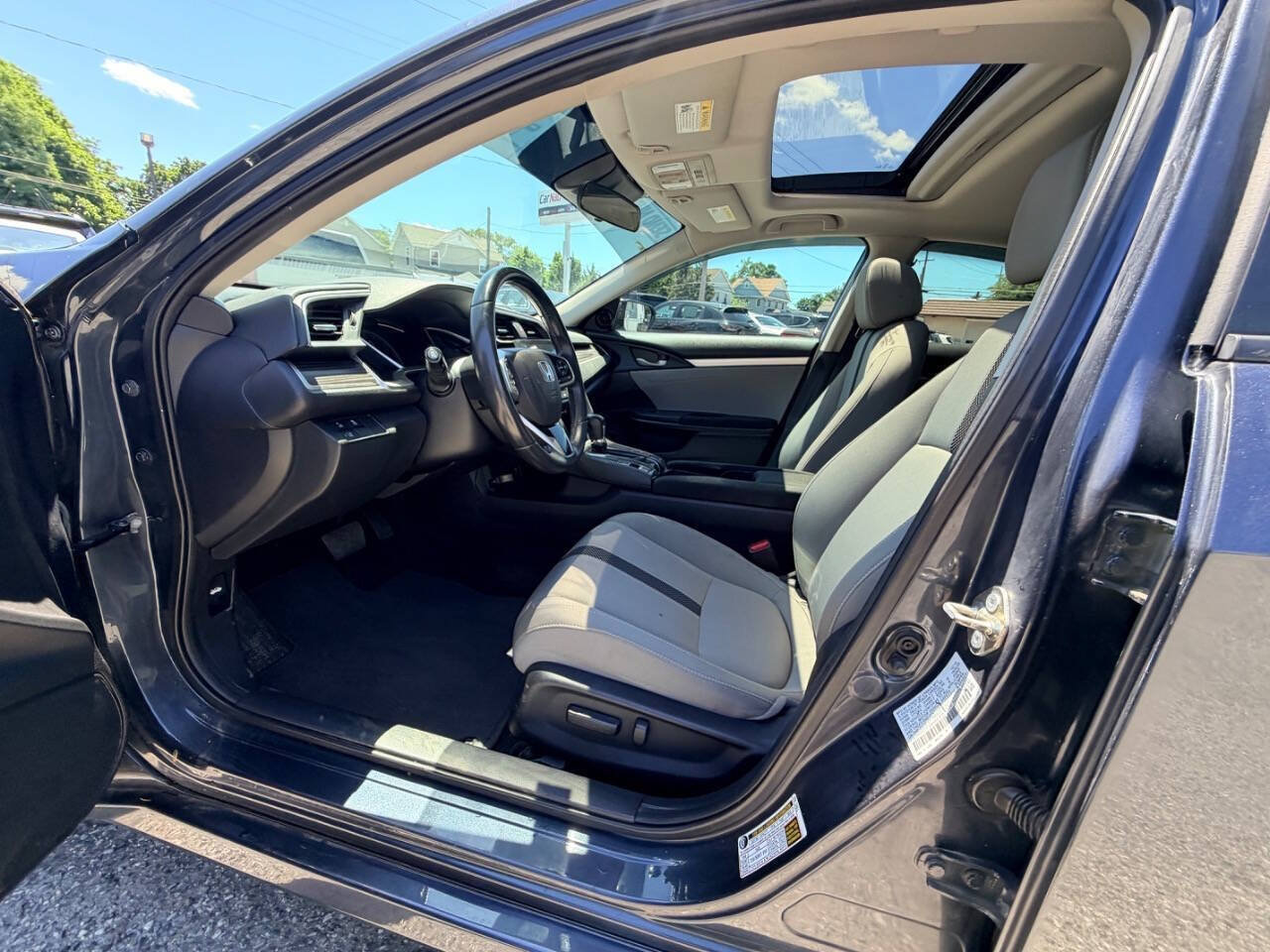 Used 2019 Honda Civic EX image 39