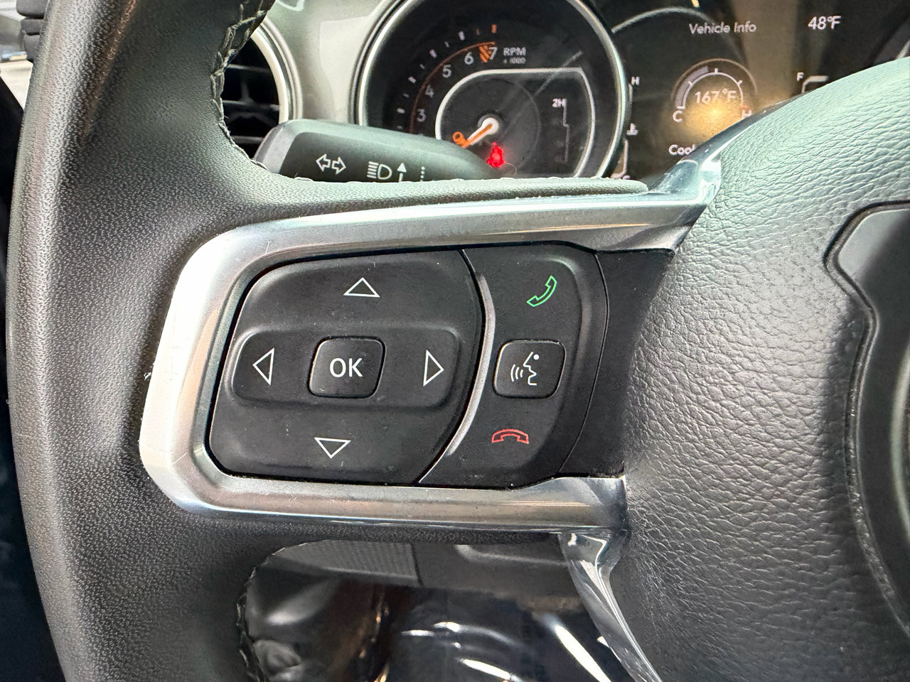 Used 2023 Jeep Gladiator Overland image 25