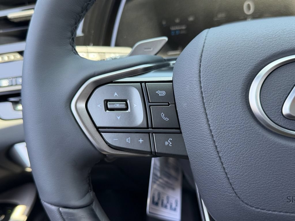 New 2026 Lexus RX 350h AWD/4WD image 16