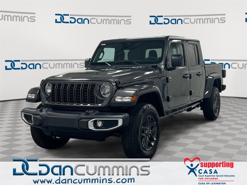 New 2026 Jeep Gladiator Sport