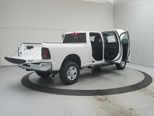 New 2026 RAM 2500 Tradesman AWD/4WD image 16