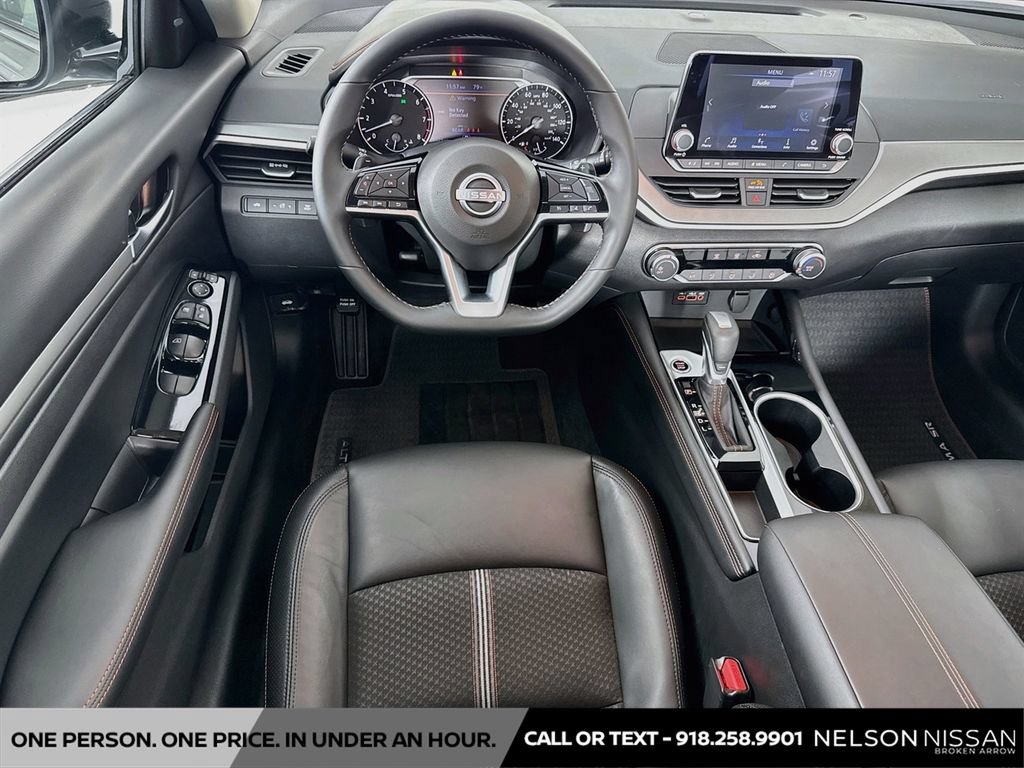 Certified 2025 Nissan Altima 2.5 SR FWD image 20