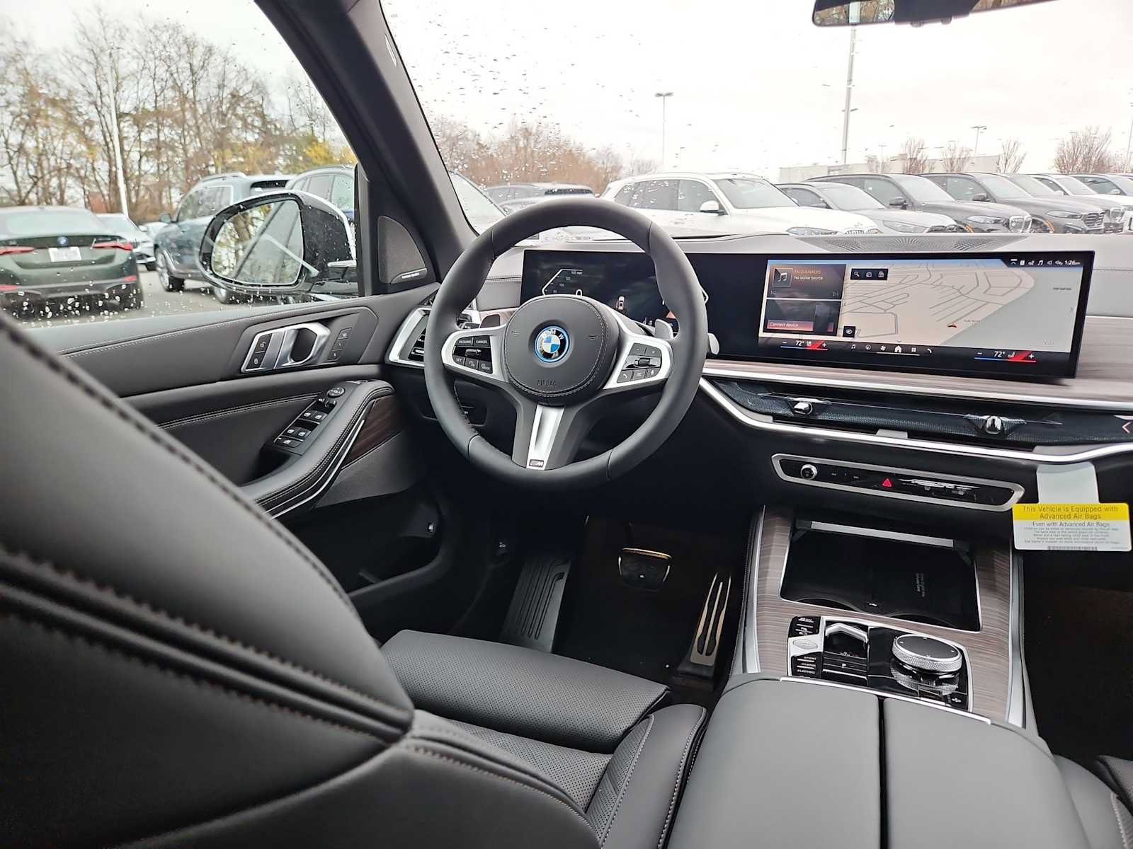 Used 2026 BMW X5 xDrive50e AWD/4WD image 9