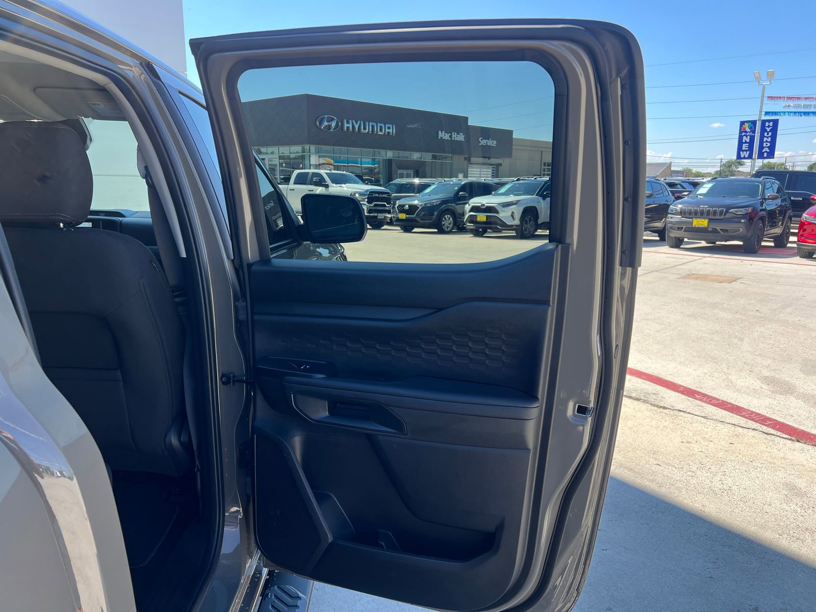 Used 2025 Ford Ranger XL w/ Trailer Tow Package RWD image 15