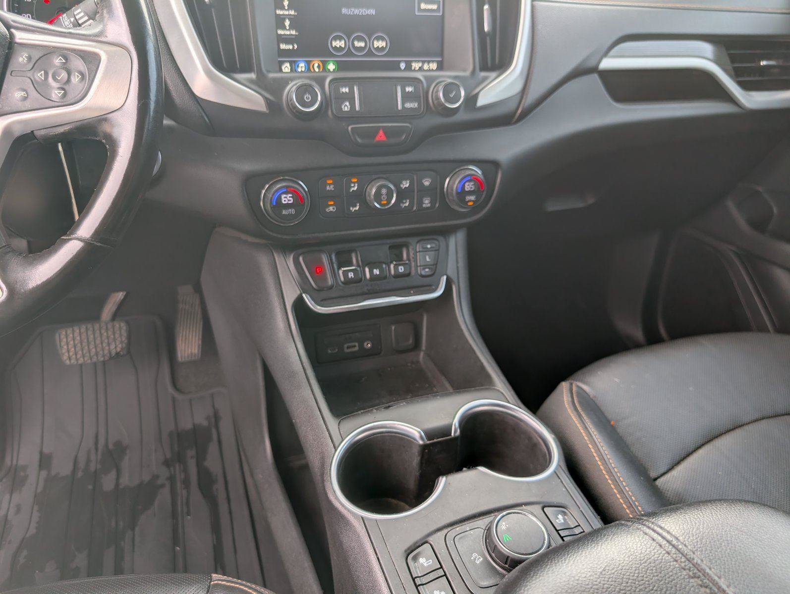 Used 2019 GMC Terrain SLT w/ Preferred Package FWD image 30