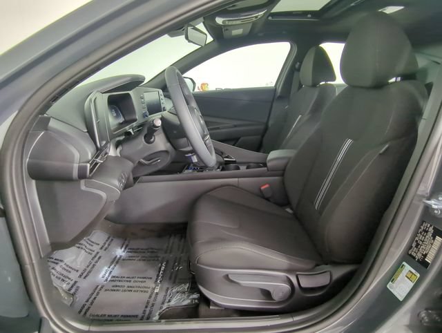 New 2026 Hyundai Elantra SEL Sport Premium FWD image 18