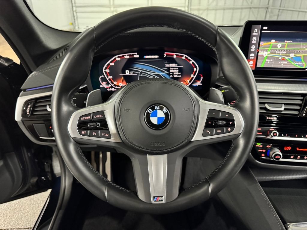 Used 2023 BMW M550i xDrive AWD/4WD image 25