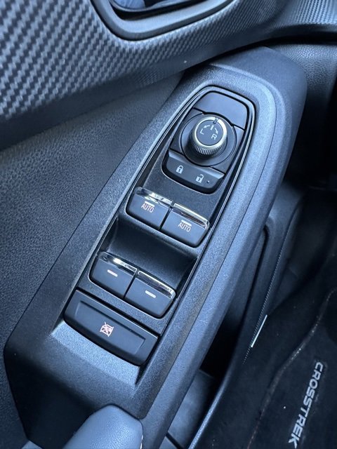 Used 2025 Subaru Crosstrek 2.5i Limited image 18