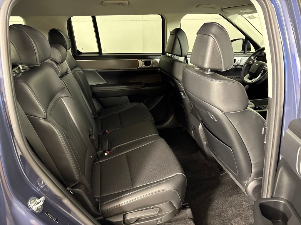 Used 2026 Hyundai Santa Fe SEL FWD image 19