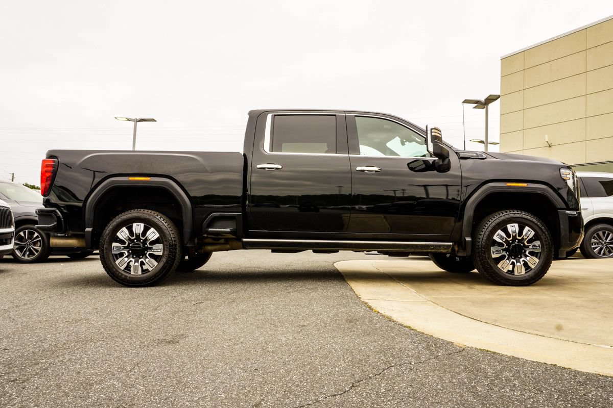 Used 2024 GMC Sierra 2500 Denali Ultimate w/ Max Trailering Package AWD/4WD image 6