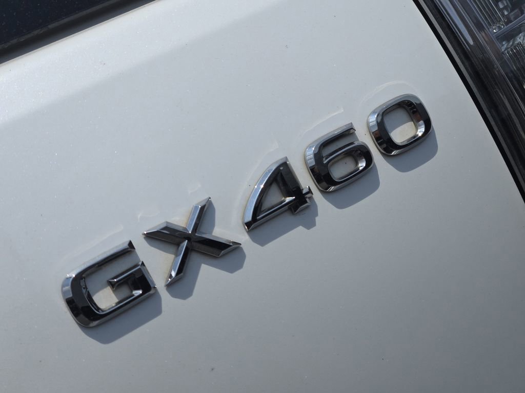 Used 2016 Lexus GX 460 Luxury w/ Preferred Accessory Package AWD/4WD image 11