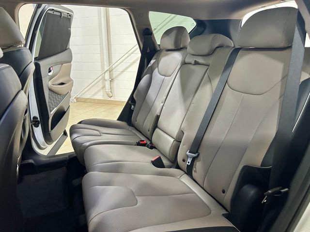 Used 2021 Hyundai Santa Fe Limited image 19