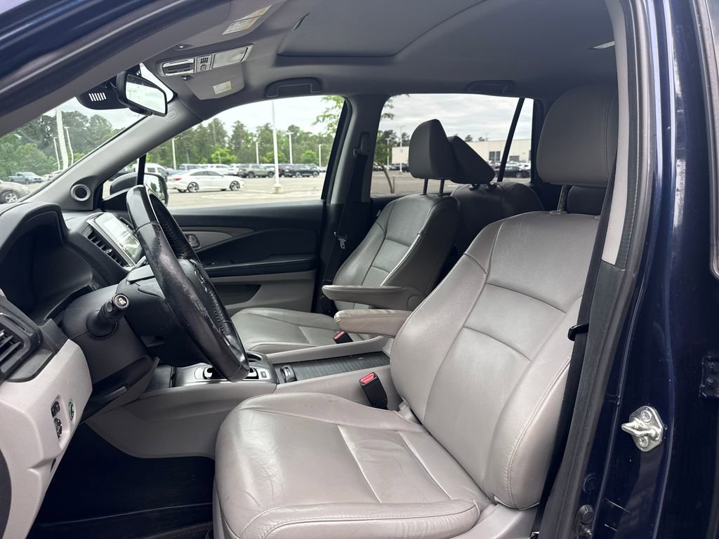 Used 2017 Honda Pilot EX-L image 12