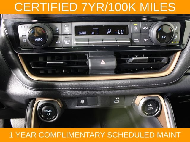Used 2024 Toyota Grand Highlander AWD Hybrid image 25