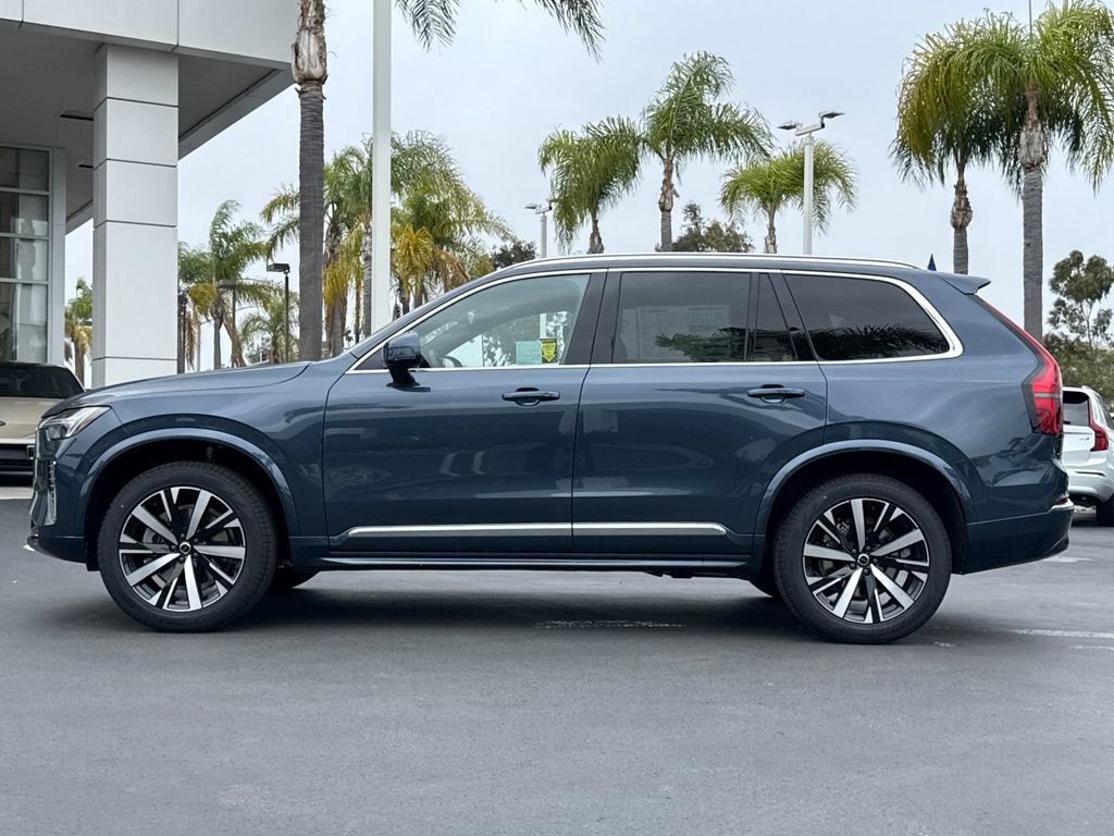 New 2026 Volvo XC90 B6 Core AWD/4WD image 2