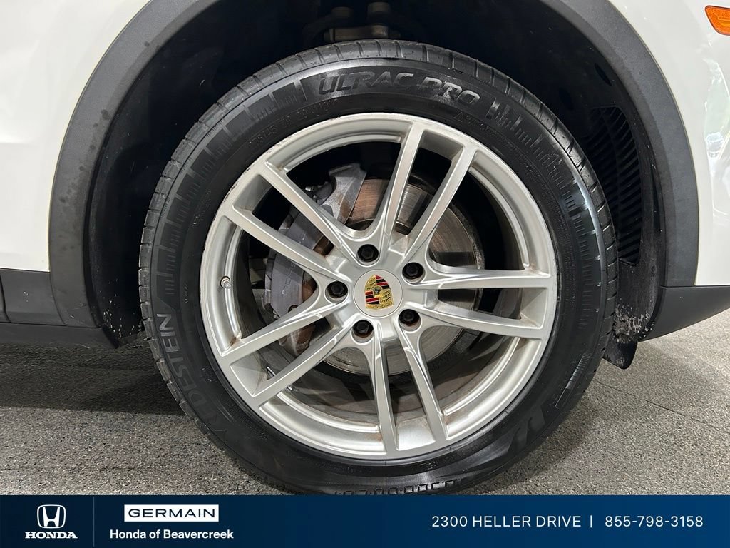 Used 2020 Porsche Cayenne AWD/4WD image 12
