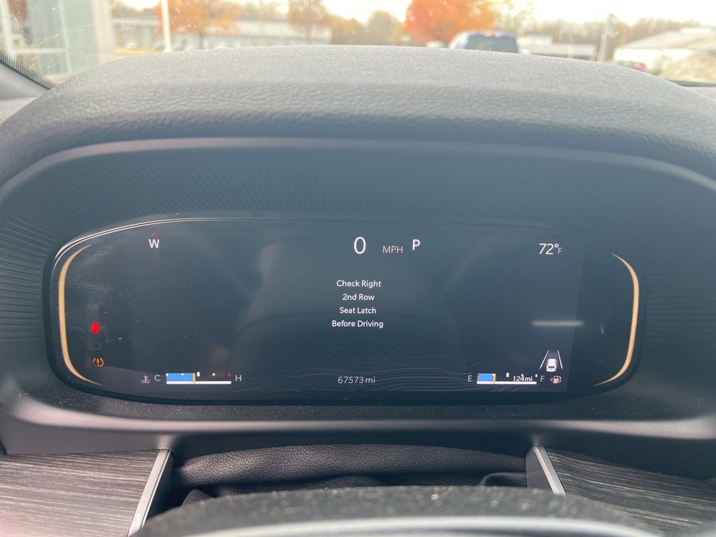 Used 2024 Jeep Wagoneer Series II w/ Flexible Seating Group image 17