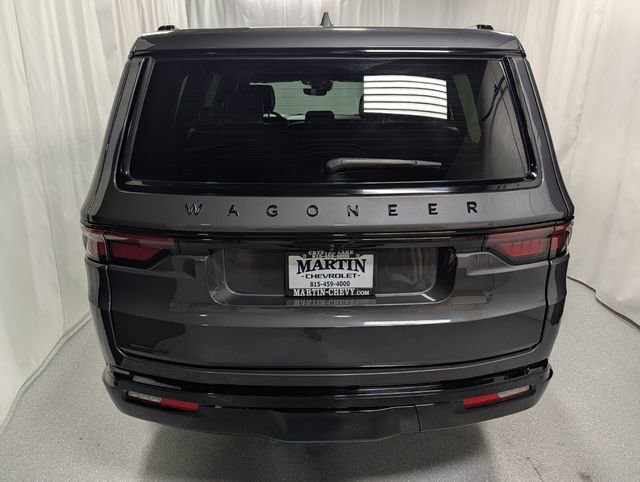 Used 2023 Jeep Wagoneer Series II image 5