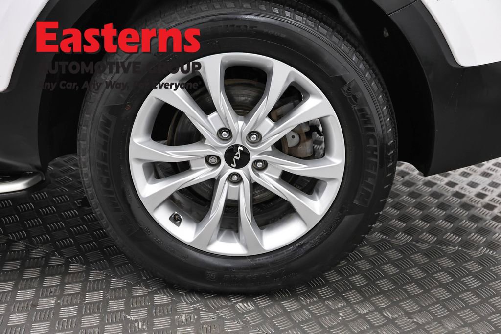 Used 2022 Kia Telluride LX AWD/4WD image 33